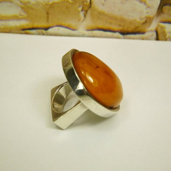 Giant Amber & 925 Silver Heavy Modernist Ring Size 9 - Rare To Find Gift - Picture 4 of 16